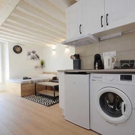 Le Petit France - Hyper Centre De Fontainebleau - Proche Insead Apartment Exterior photo